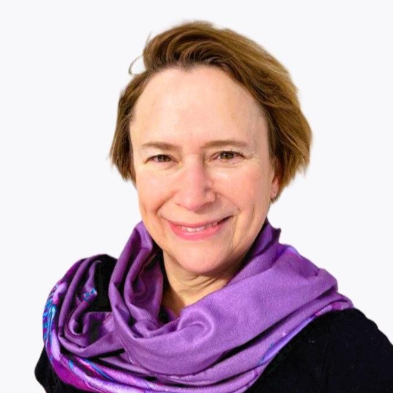 Laura Mahalel headshot